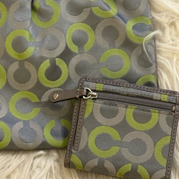 Like New Cute Coach Grey & Green Crossbody With New Matching Wallet! - Picture 6 of 9